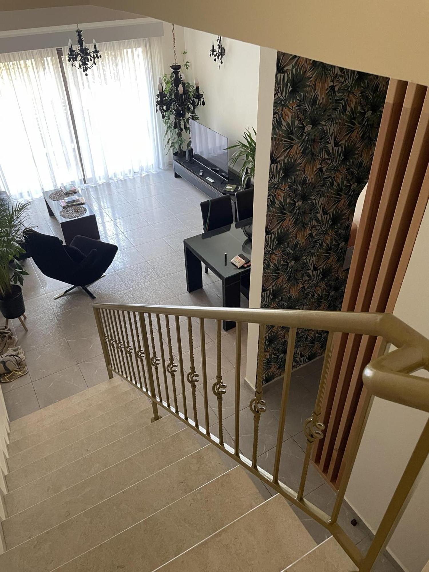 Townhouse With Pool 5 Minute Walk To Apartament *