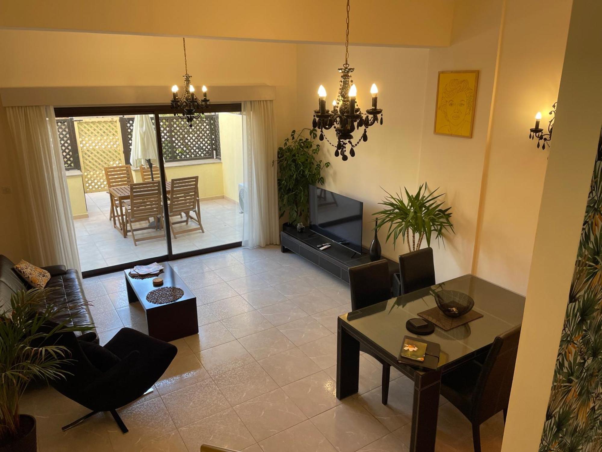 Apartament Townhouse With Pool 5 Minute Walk To *
